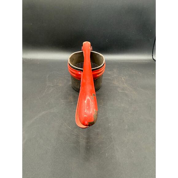 Vintage 1950s Metal Potato Ricer With Red Handle & Frame Masher Gadget - Picture 3 of 8